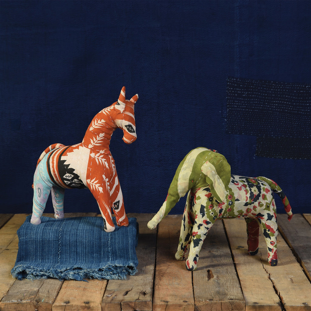 Kantha Horse - The Nifty Decor