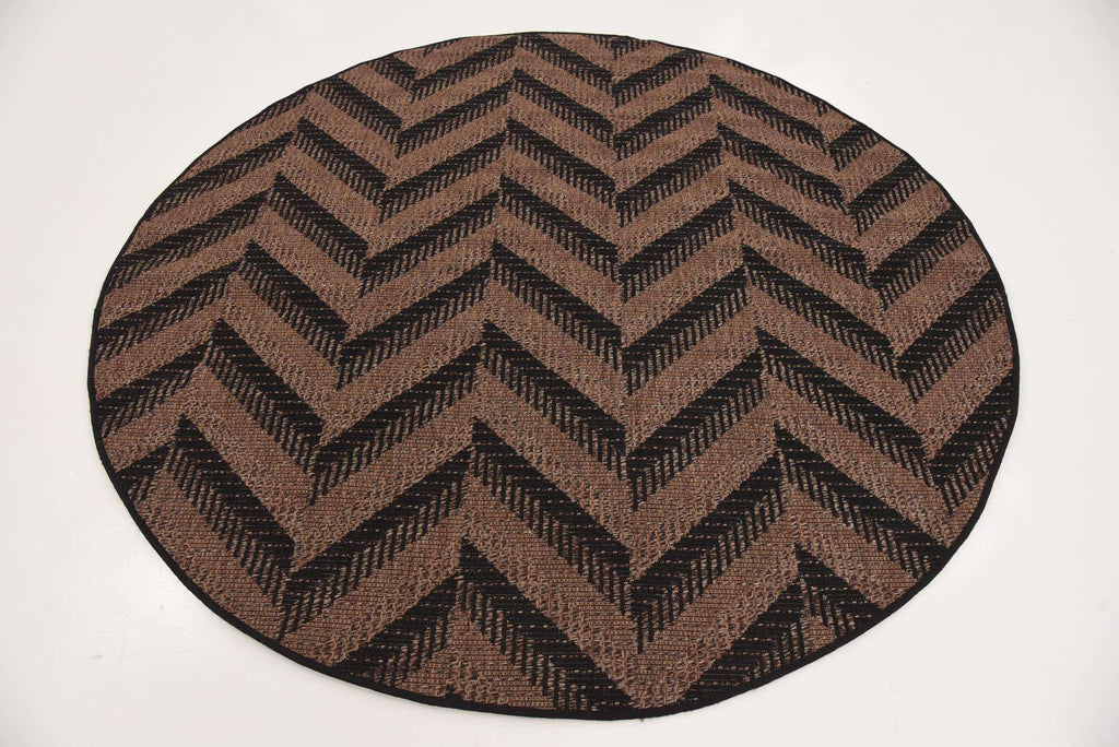 Outdoor Chevron Rug - The Nifty Decor