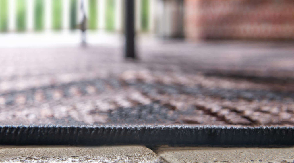 Outdoor Chevron Rug - The Nifty Decor