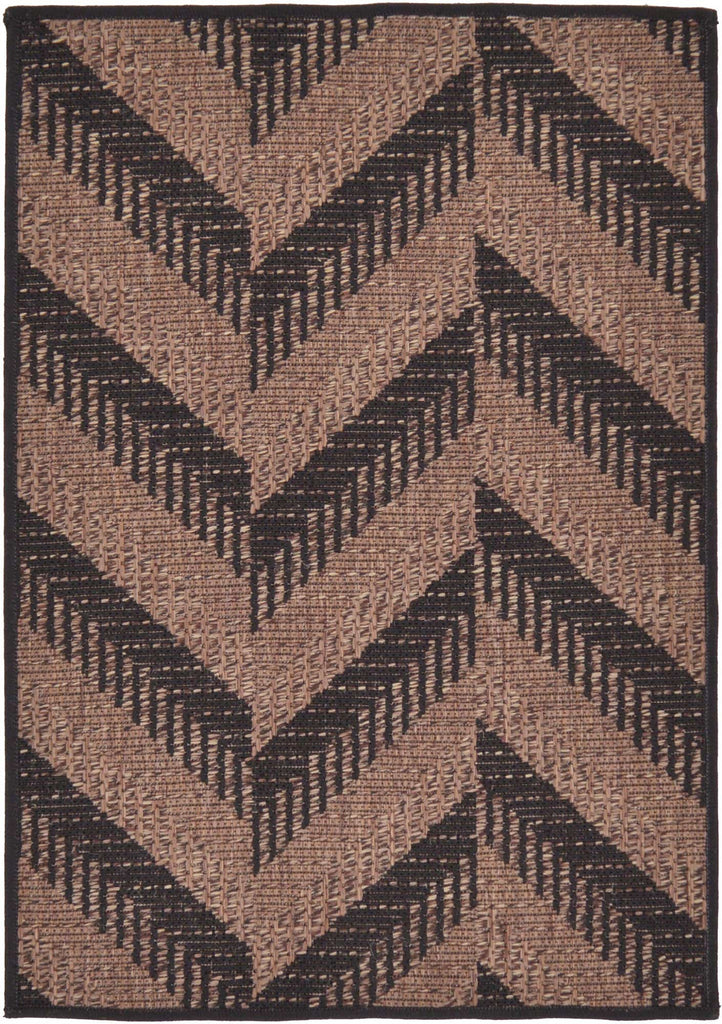 Outdoor Chevron Rug - The Nifty Decor