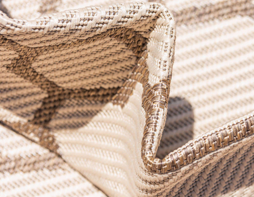 Outdoor Geometric Rug - The Nifty Decor