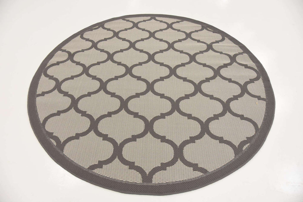 Outdoor Moroccan Rug - The Nifty Decor