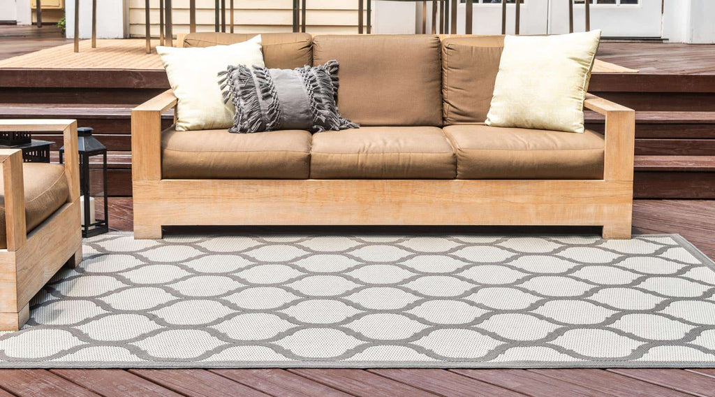 Outdoor Moroccan Rug - The Nifty Decor
