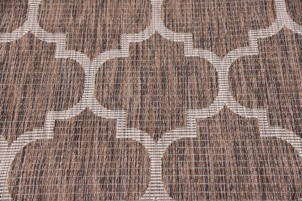 Outdoor Trellis Rug - The Nifty Decor