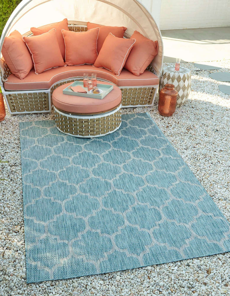 Outdoor Trellis Rug - The Nifty Decor