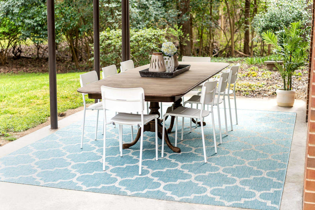 Outdoor Trellis Rug - The Nifty Decor