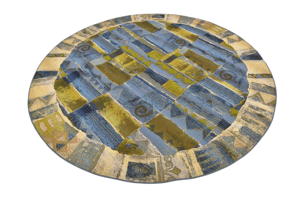 Outdoor Glyph Rug - The Nifty Decor