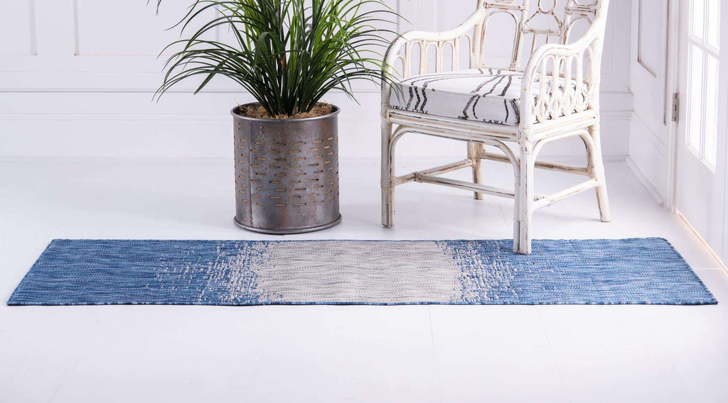 Outdoor Ombre Rug - The Nifty Decor