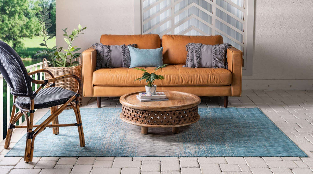 Outdoor Ombre Rug - The Nifty Decor