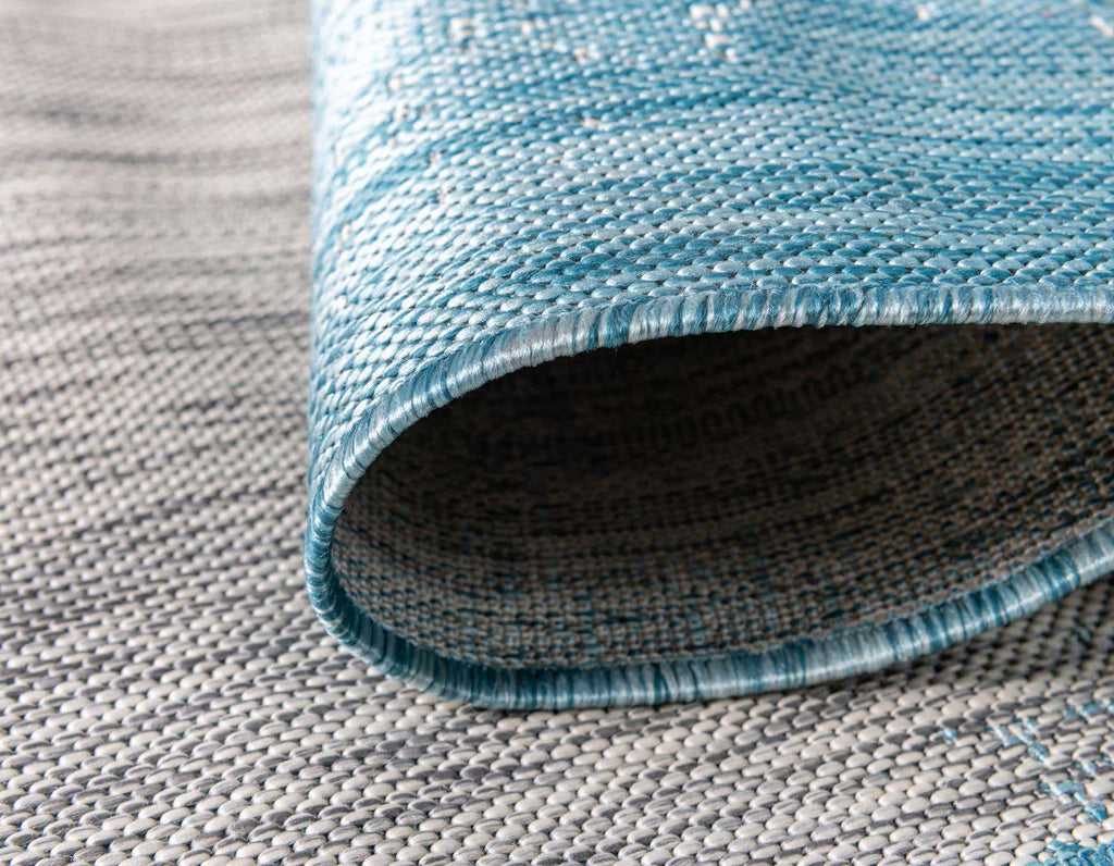 Outdoor Ombre Rug - The Nifty Decor