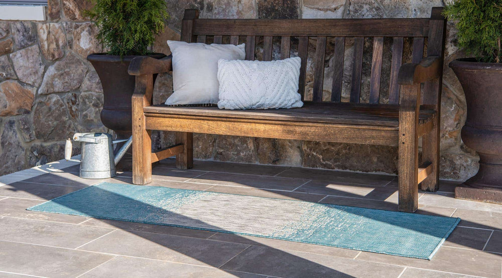 Outdoor Ombre Rug - The Nifty Decor