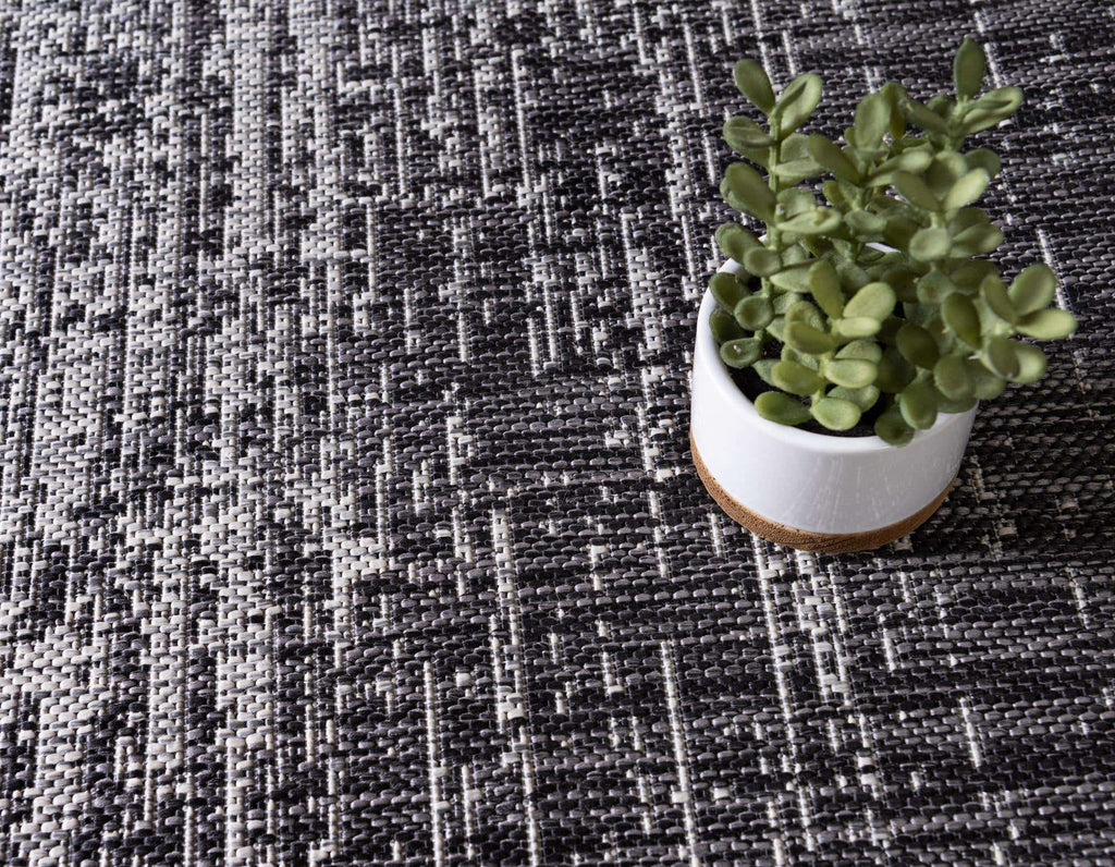 Outdoor Ombre Rug - The Nifty Decor