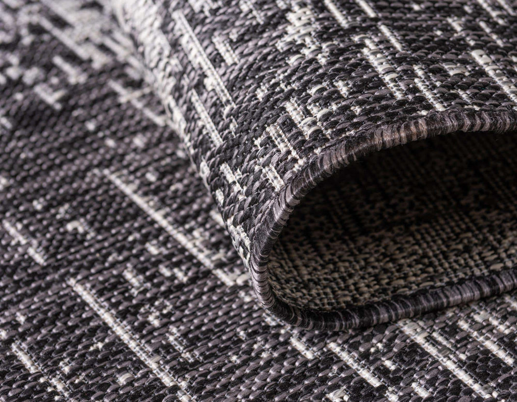 Outdoor Ombre Rug - The Nifty Decor