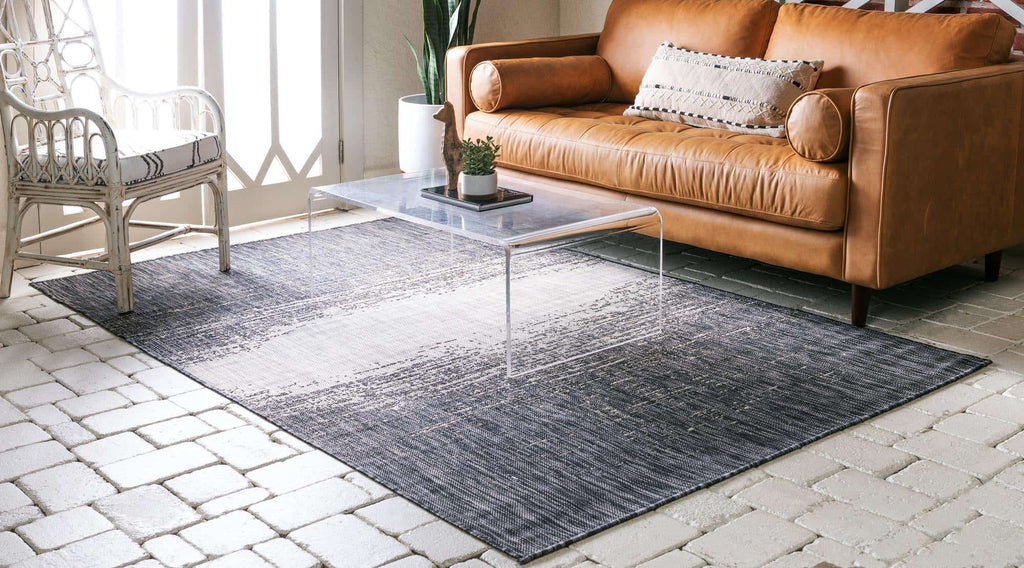 Outdoor Ombre Rug - The Nifty Decor