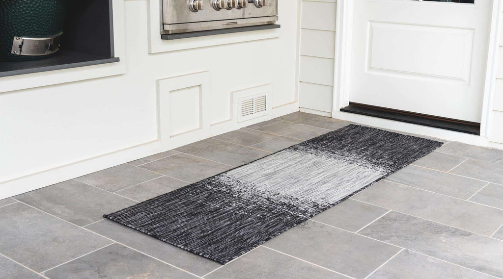 Outdoor Ombre Rug - The Nifty Decor