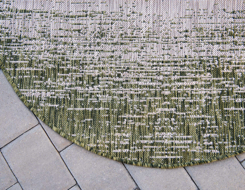 Outdoor Ombre Rug - The Nifty Decor
