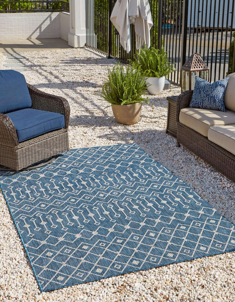 Outdoor Tribal Trellis Rug - The Nifty Decor