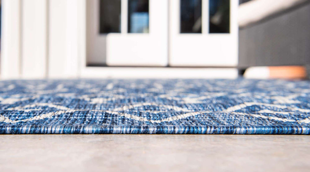 Outdoor Tribal Trellis Rug - The Nifty Decor