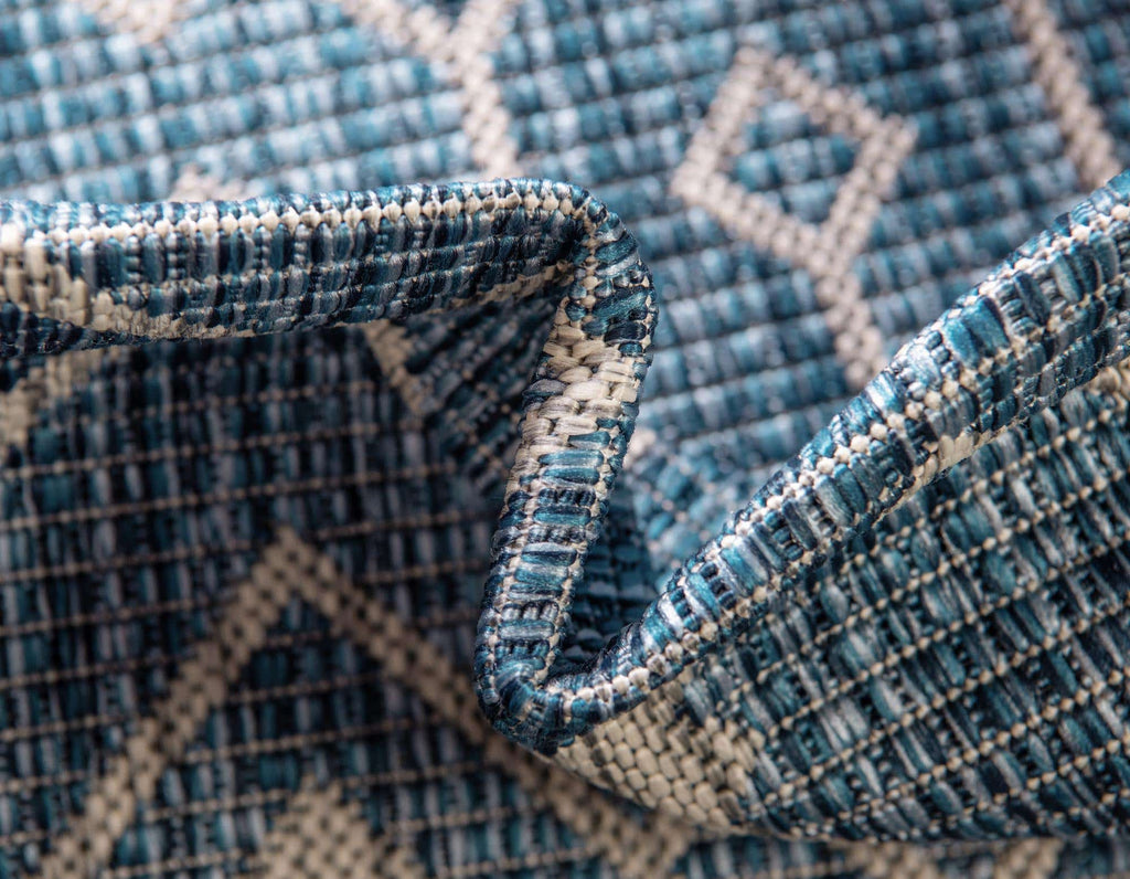 Outdoor Tribal Trellis Rug - The Nifty Decor