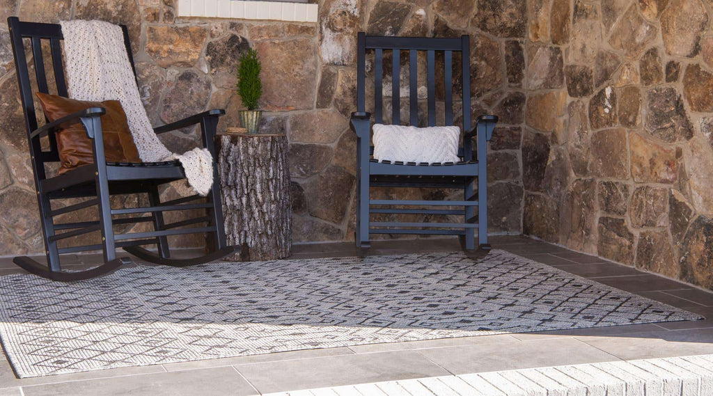 Outdoor Tribal Trellis Rug - The Nifty Decor