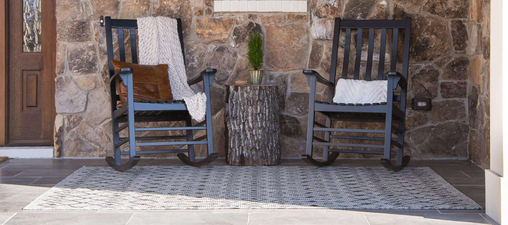 Outdoor Tribal Trellis Rug - Bombay Mercantile