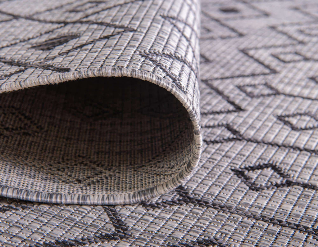 Outdoor Tribal Trellis Rug - Bombay Mercantile