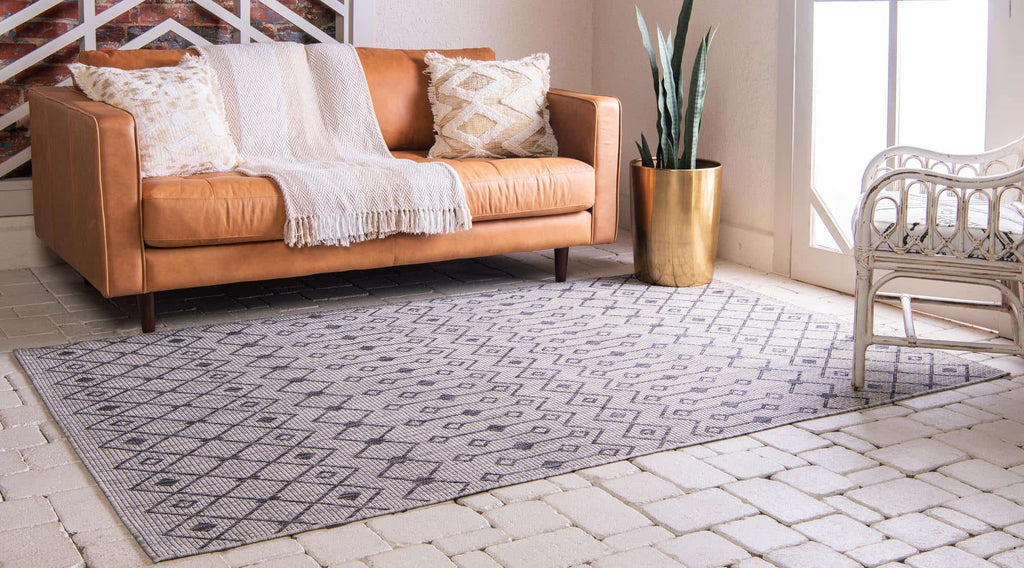 Outdoor Tribal Trellis Rug - Bombay Mercantile
