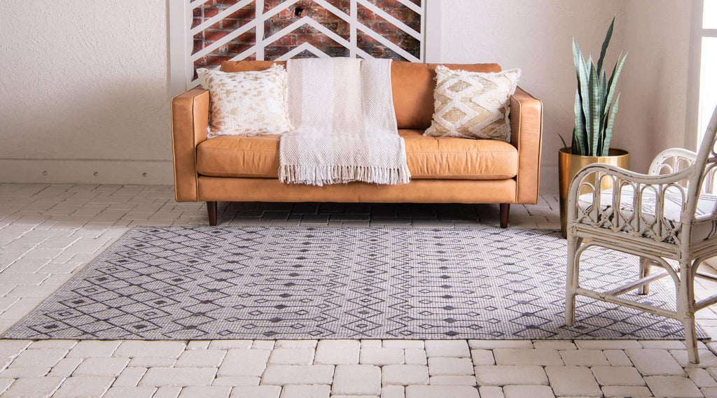 Outdoor Tribal Trellis Rug - The Nifty Decor