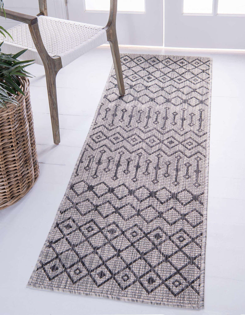 Outdoor Tribal Trellis Rug - Bombay Mercantile