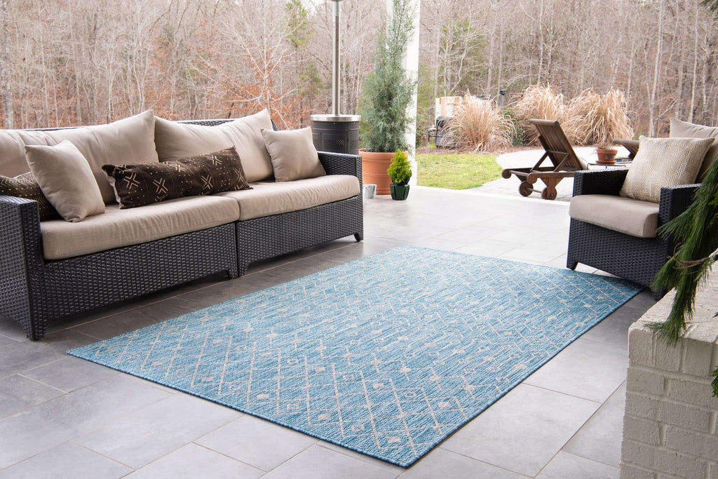 Outdoor Tribal Trellis Rug - The Nifty Decor