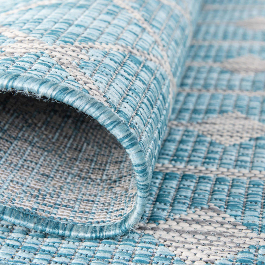 Outdoor Tribal Trellis Rug - The Nifty Decor