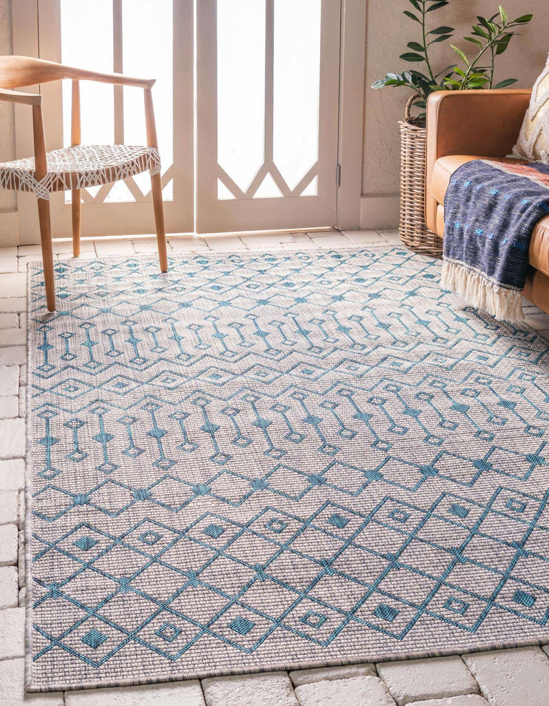 Outdoor Tribal Trellis Rug - Bombay Mercantile