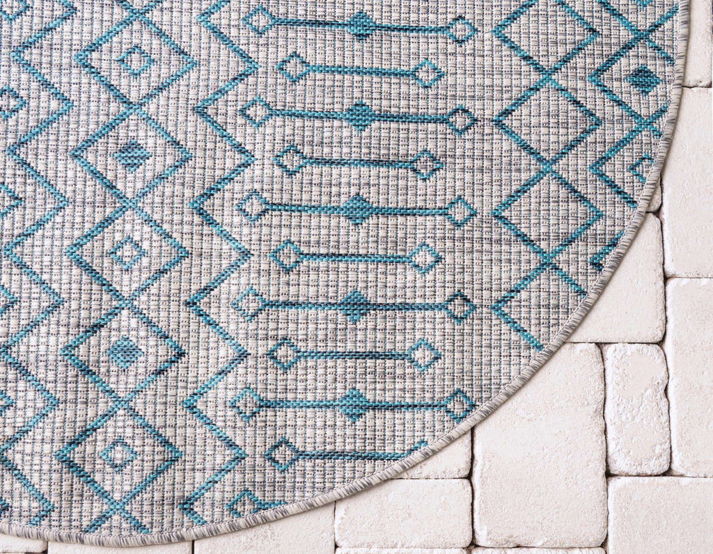 Outdoor Tribal Trellis Rug - Bombay Mercantile