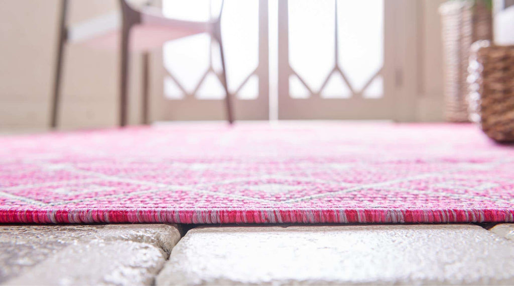 Outdoor Tribal Trellis Rug - The Nifty Decor