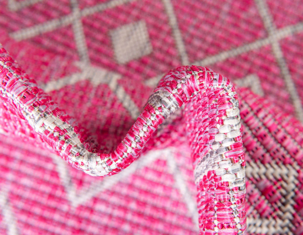 Outdoor Tribal Trellis Rug - The Nifty Decor