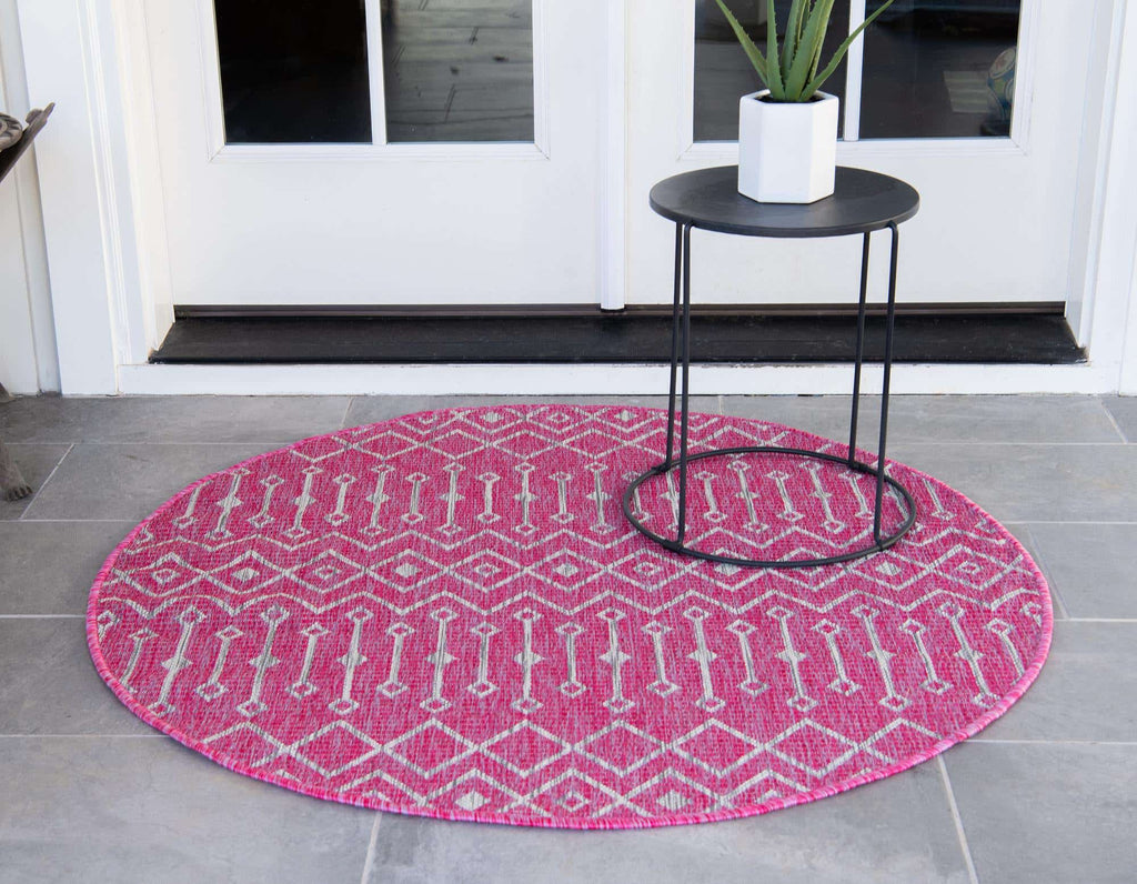 Outdoor Tribal Trellis Rug - The Nifty Decor