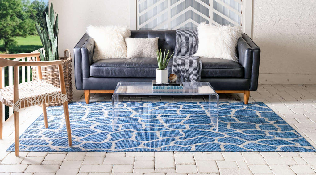 Outdoor Giraffe Rug - The Nifty Decor