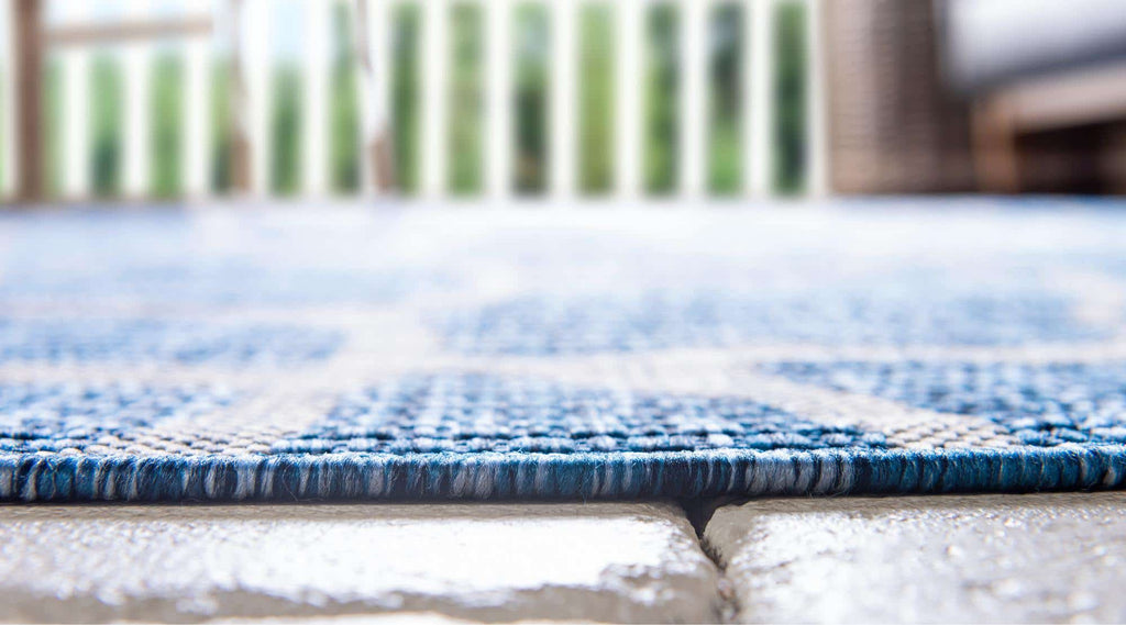 Outdoor Giraffe Rug - The Nifty Decor