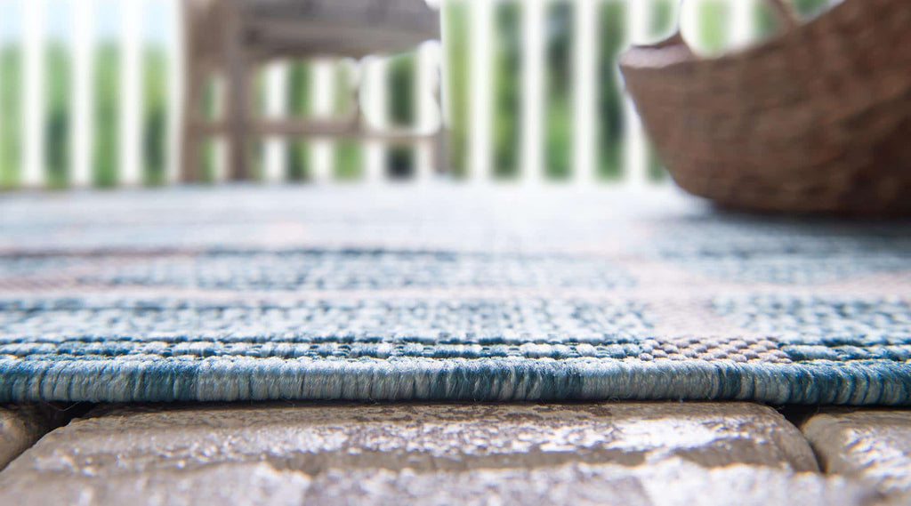 Outdoor Giraffe Rug - The Nifty Decor