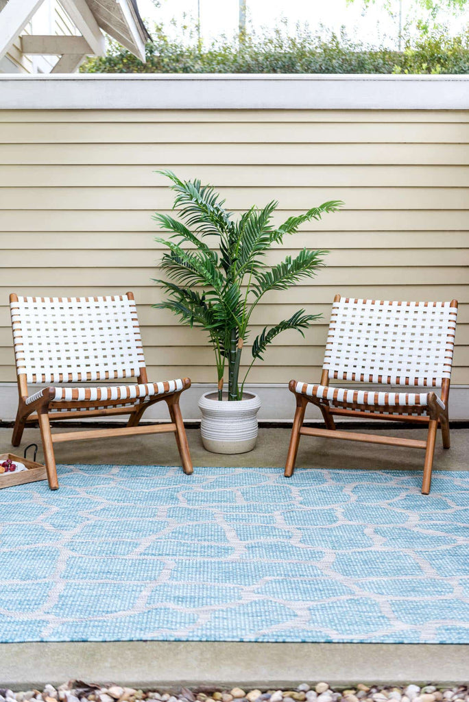 Outdoor Giraffe Rug - The Nifty Decor