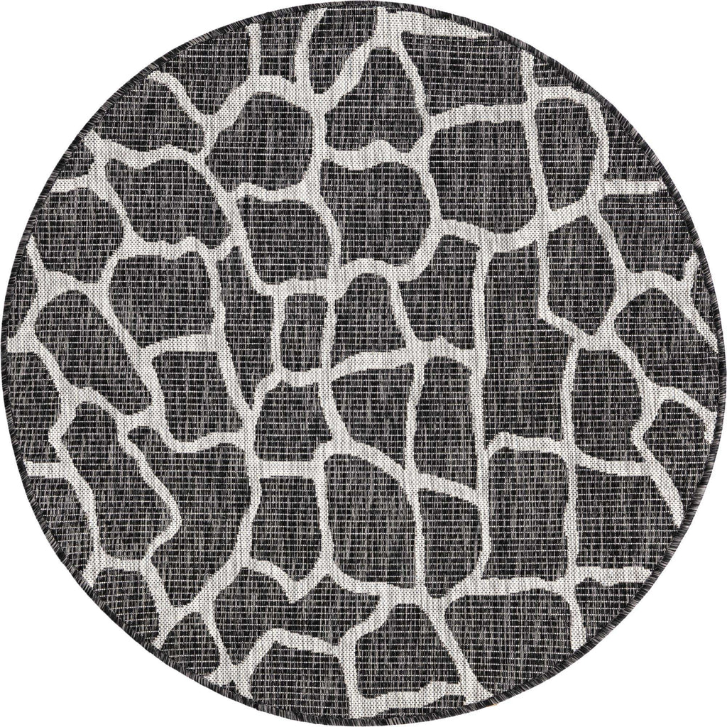 Outdoor Giraffe Rug - The Nifty Decor