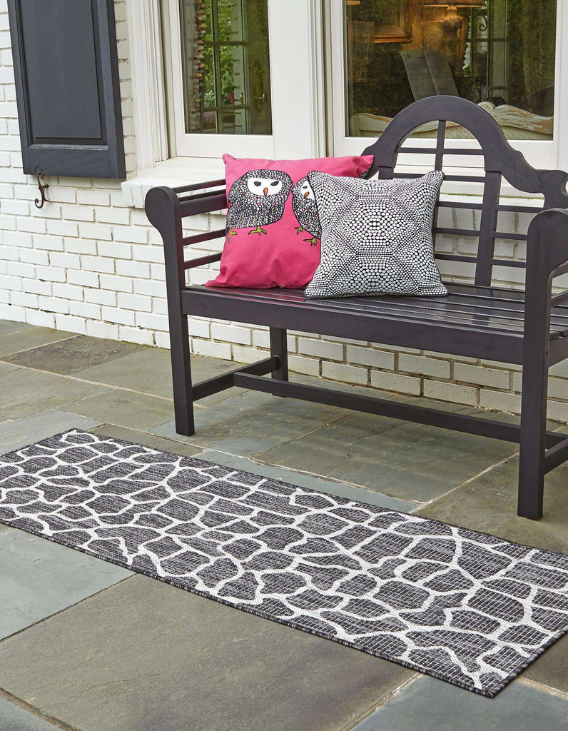 Outdoor Giraffe Rug - The Nifty Decor
