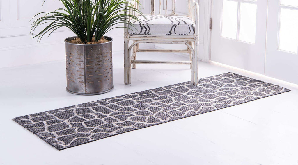 Outdoor Giraffe Rug - The Nifty Decor