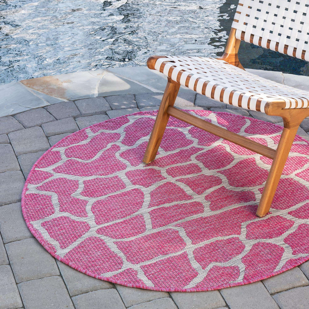Outdoor Giraffe Rug - The Nifty Decor