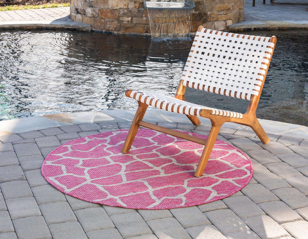 Outdoor Giraffe Rug - The Nifty Decor