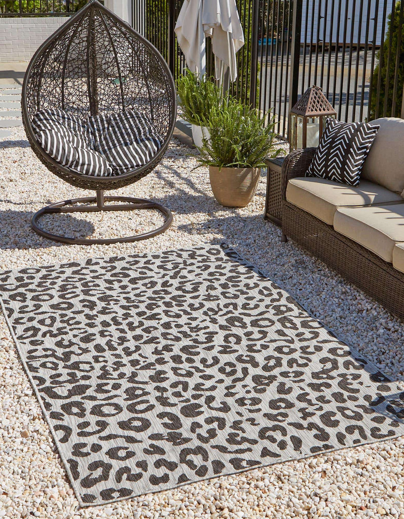 Outdoor Leopard Rug - The Nifty Decor