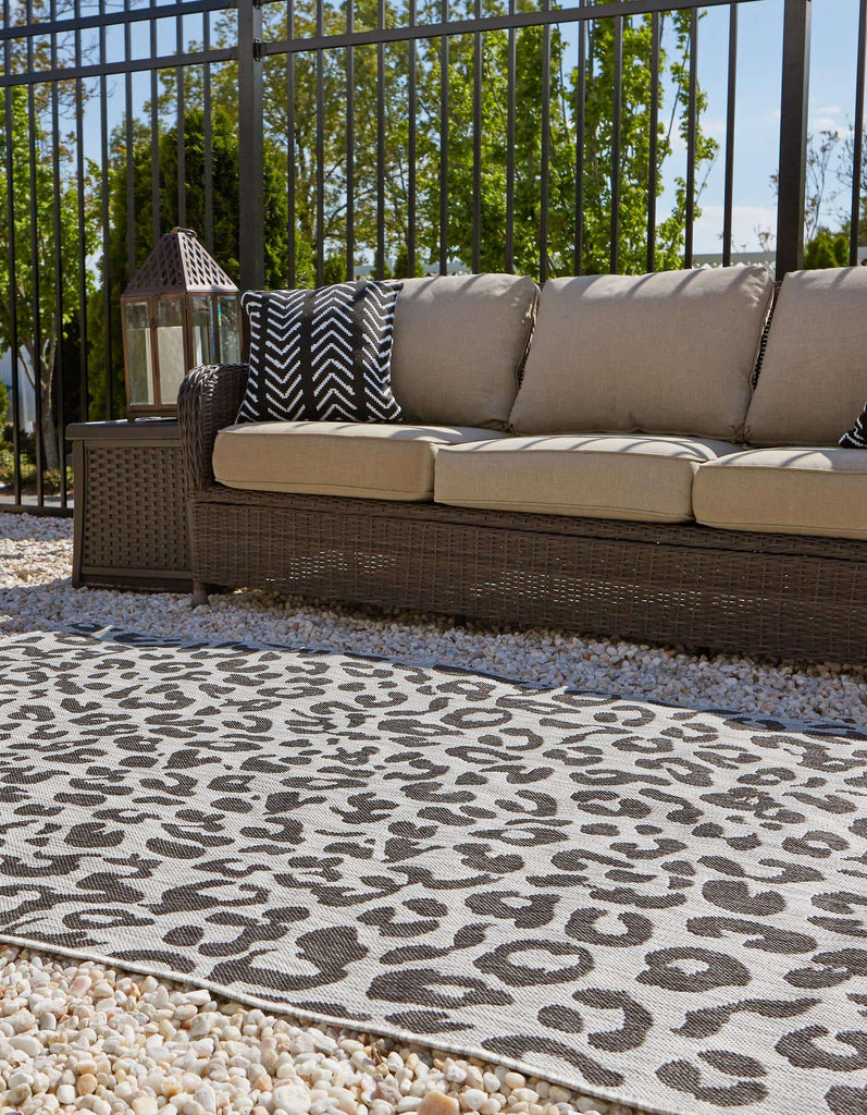 Outdoor Leopard Rug - The Nifty Decor