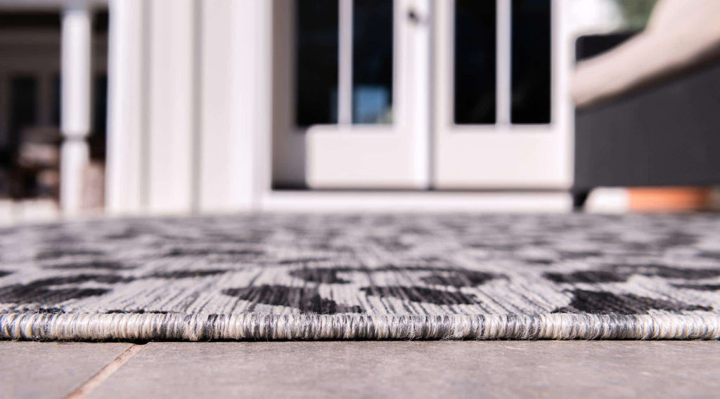 Outdoor Leopard Rug - The Nifty Decor