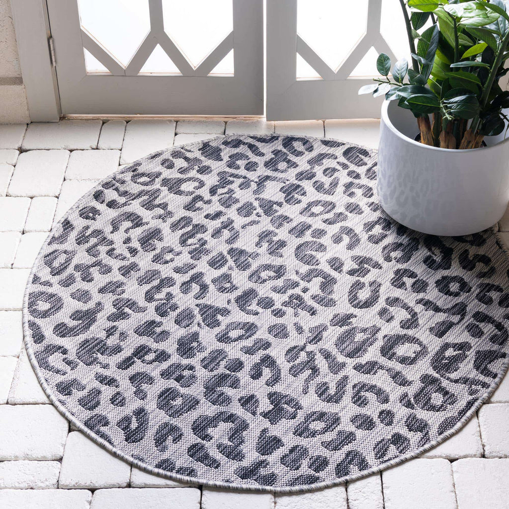 Outdoor Leopard Rug - The Nifty Decor