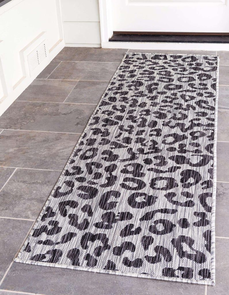 Outdoor Leopard Rug - The Nifty Decor